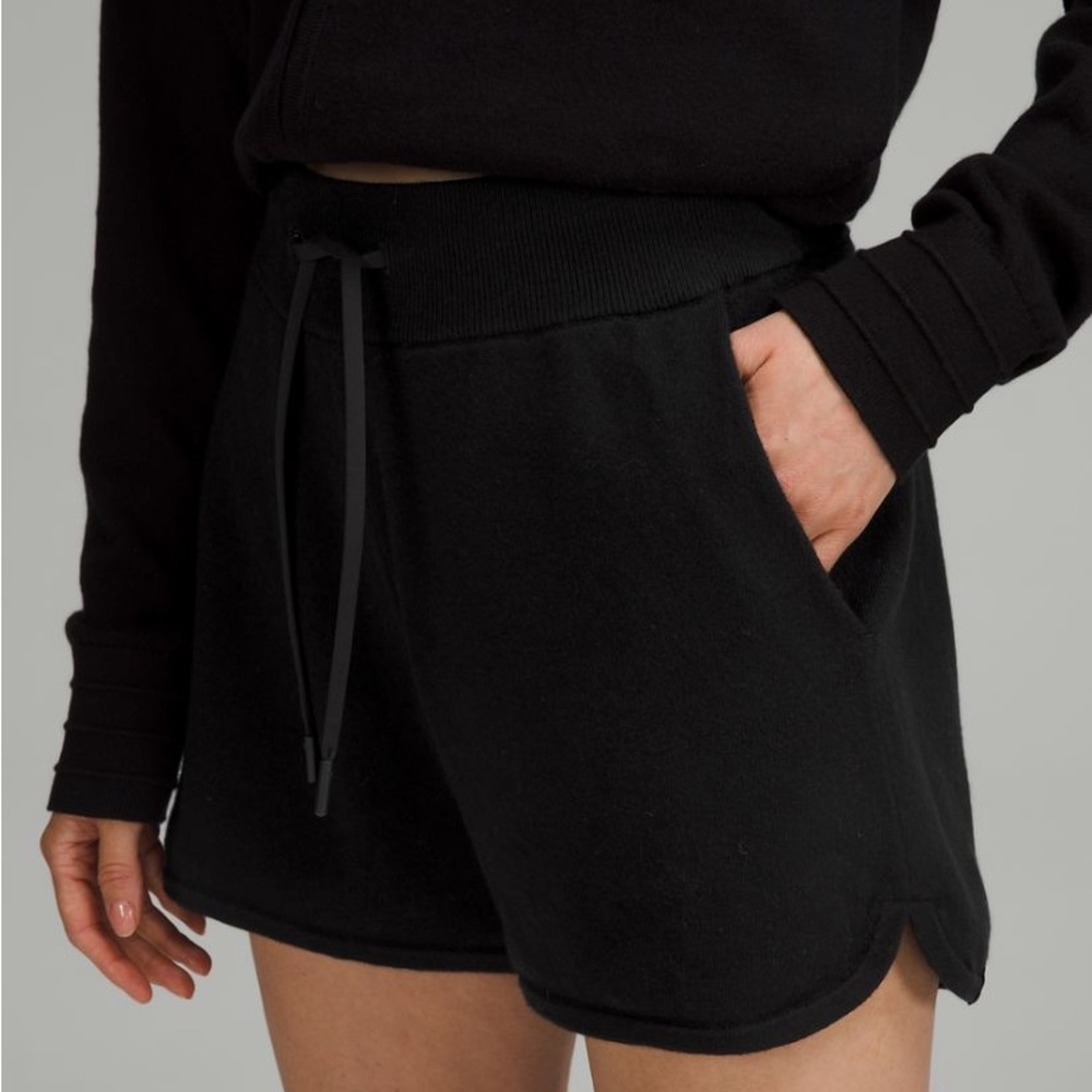 LULULEMON Cotton cashmere high rise short 4” inseam